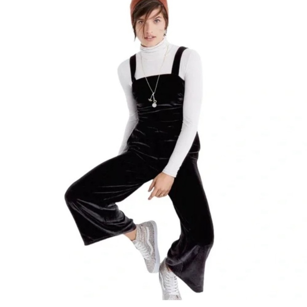 NWT Madewell - Black Crushed Velvet Wide Leg Jumpsuit - Size 2